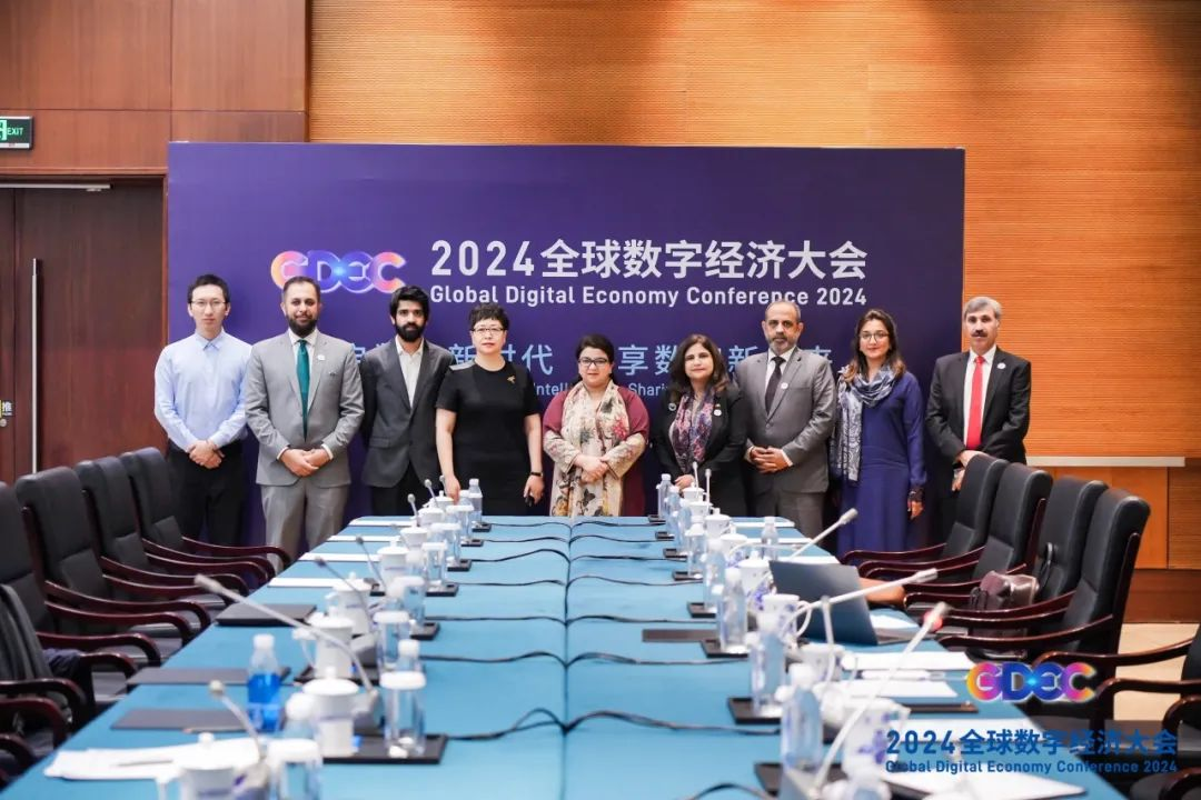 Liu Zhai, Senior Vice President of Beijing United Informantion Technology Co., Ltd., Held Talks and Exchanges with the Minister of Information Technology and Telecommunication of Pakistan